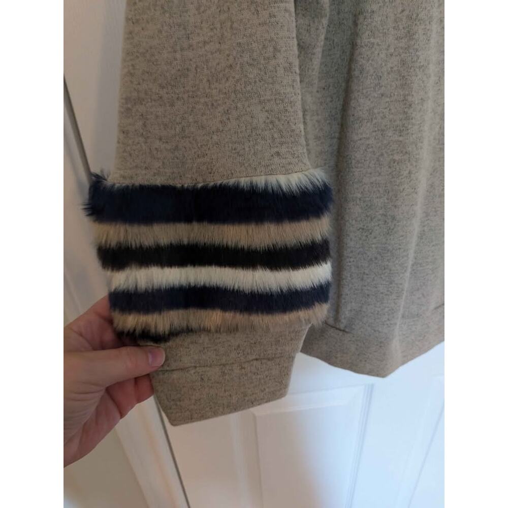 Plus Size Fuzzy Trim Sweater - Picture 2 of 4